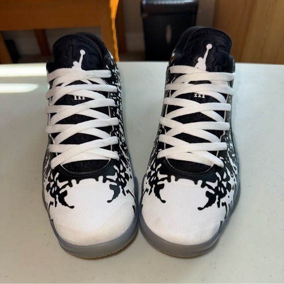 Size 7.5 - Jordan Zion 3 Gen Zion DR0675-018 Clean No Box Excellent Cond